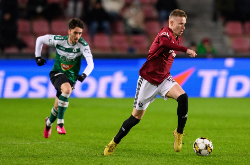 BITI SLOBODAN I AUTENTIČAN NAJVIŠE VREDI Penzionisao se jedan od najpoznatijih gej fudbalera