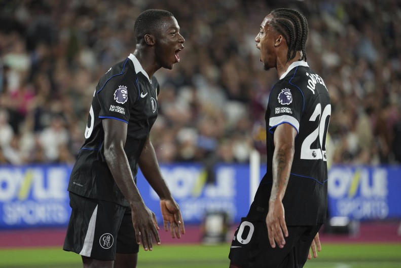 DOMINACIJA "PLAVACA" U GRADSKOM DERBIJU Čelsi demolirao Vest Hem