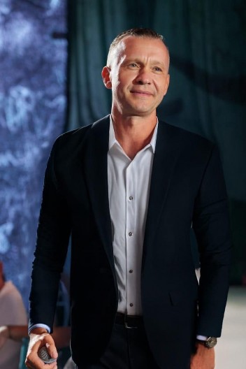 JAVIO SE GAZDA PAFOSA Rus poslao brutalnu poruku pred revanš sa Zvezdom