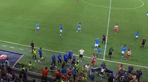 BURNA ZAVRŠNICA NA KIPRU Tuča i opšti haos na meču Pafos-Zvezda (VIDEO)