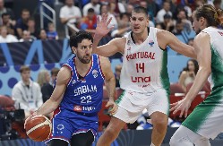 VRLO JE NERVOZAN Vasa Micić na meti oštrih kritika