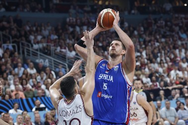 PROFESOR DOKTOR KOŠARKE Nikola Jokić je novi rekorder Evrobasketa