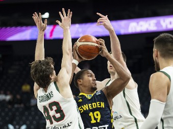 UMALO NOVA SENZACIJA Litvanija uz mnogo muke pobedila Švedsku