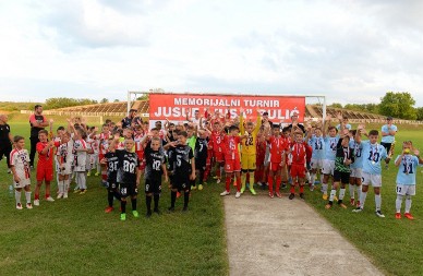 Memorijalni turnir „Jusa Bulić“ u znaku humanosti: Mladi fudbaleri igraju za Milin život