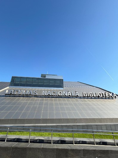 VELELEPNO ZDANJE I PRAVI BISER RIGE Zavirite u arhitektonsku lepoticu - Nacionalnu biblioteku Letonije - nestvaran raj za ljubitelje knjiga (FOTO)