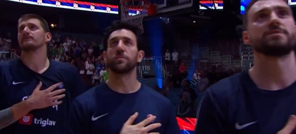 VELIKI PROPUST ORGANIZATORA Srbiji isključili himnu, cela hala zagrmela kao nikad (VIDEO)