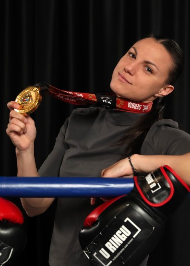 ODJEKNULA "BOMBA" NA ČUKARICI Anđela Branković stigla u BK Železnik, a za to je zaslužan jedan čovek