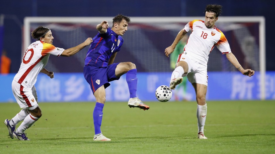 UJEDINJENI U MRŽNJI PREMA SRBIJI Na utakmici Hrvatska - Crna Gora, orilo se "ubij Srbina" (VIDEO)