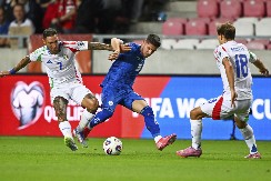 LUDILO U DEBRECINU Italija slavila posle nestvarnog preokreta i devet golova, Hrvati se poigravali sa Crnogorcima