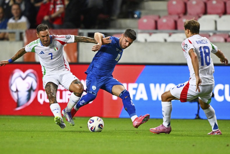 LUDILO U DEBRECINU Italija slavila posle nestvarnog preokreta i devet golova, Hrvati se poigravali sa Crnogorcima