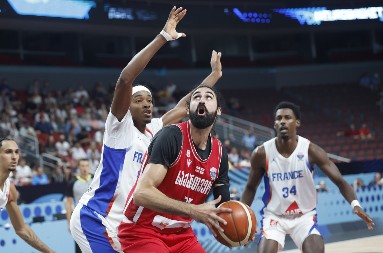 "NIJE SAMO SRBIJA, SVET JE IZGUBIO VELIKOG ČOVEKA" Bitadze emotivno govorio o Dejanu Milojeviću pred istorijski meč na Evrobasketu