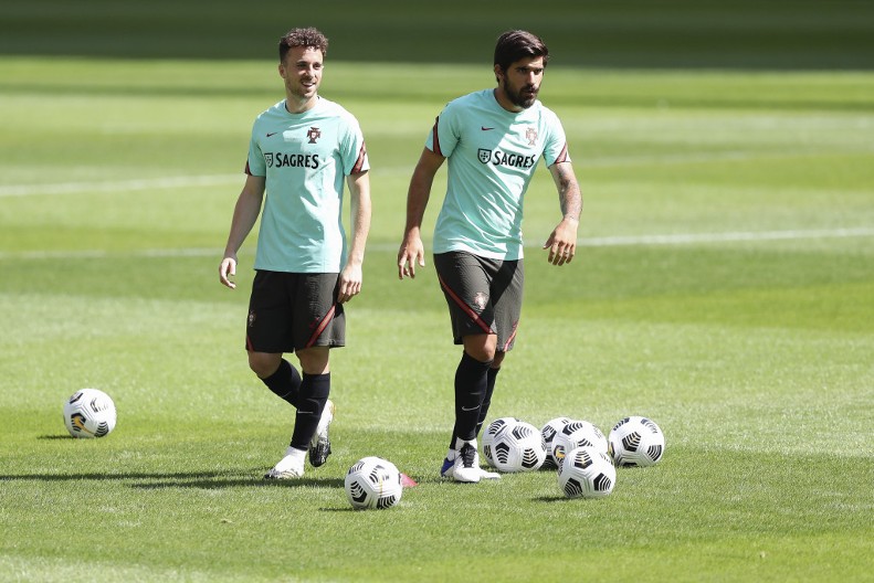 NEVEROVATNO Bezobrazna objava uzburkala strasti i naterala Rubena Neveša na reakciju