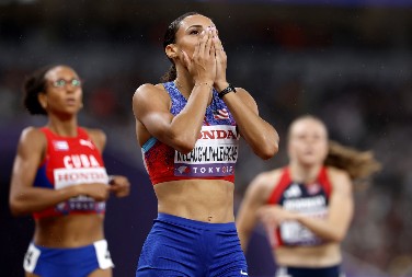 PAO REKORD Sjajna Amerikanka osvojila zlato u trci na 400 metara