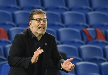 VRAĆA SE DA UGASI POŽAR Hrvat ponovo preuzima klub u Premijer ligi?