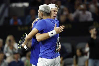 EVROPA SLAVI MENŠIKA Čeh blistao na Lejver kupu