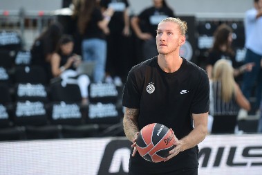 NOVI PROBLEM ZA PARTIZAN Evo zašto Osetkovski nije igrao protiv Sidneja