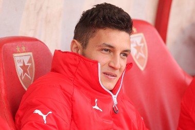 DEDA MU JE BIO ČETNIČKI VOJVODA, U ZVEZDI GA PROZVALI FILOZOF, NA "MARAKANU" STIGAO IZ BARSELONE Gde je nestao jedan od najvećih talenata u Evropi? (VIDEO)