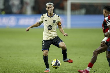 VELIKI UDARAC ZA BARSELONU Jedan od ključnih igrača van terena do kraja godine