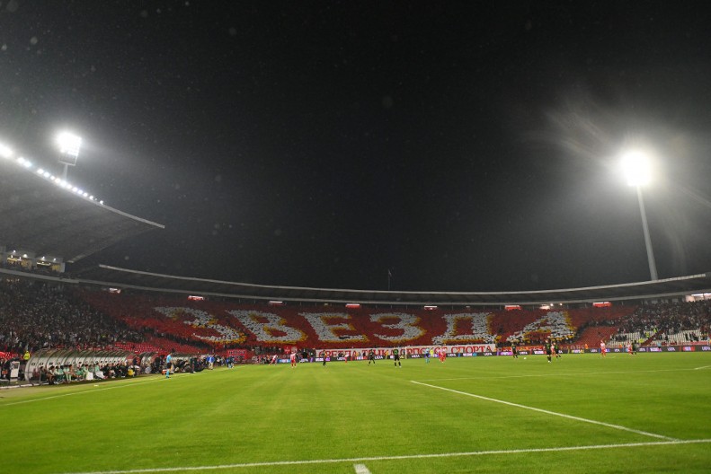 SPEKTAKULARNA KOREOGRAFIJA Ovako su "delije" napravile premijeru u Ligi Evrope (VIDEO)