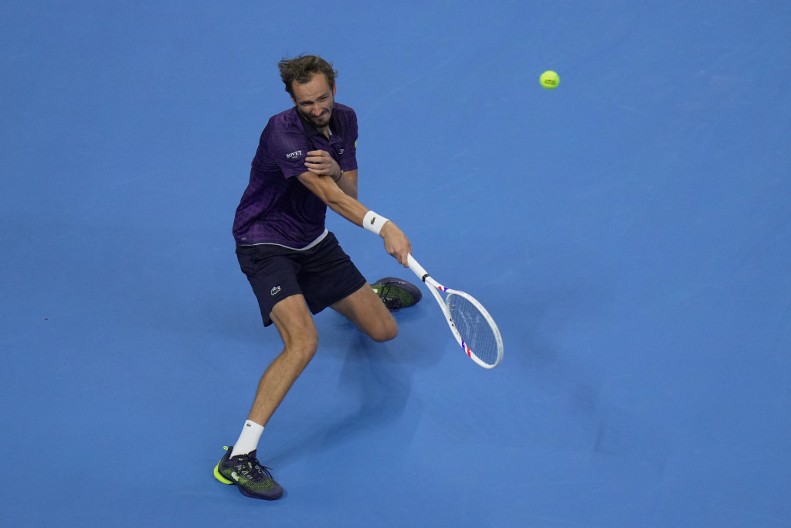 BURAN MEČ U KINI Ponovo skandal i ponovo u glavnoj ulozi Danil Medvedev (VIDEO)