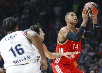 OVO JE ZAISTA NEVEROVATNO Šok za Zvezdu, Rivero doživeo povredu, sumnja se da ga čeka duža pauza