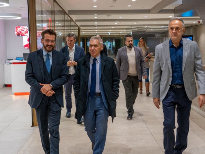 VELIKA ČAST ZA TV ARENA SPORT Ambasador Rusije, Aleksandar Bocan-Harčenko i Ministar sporta u Vladi Republike Srbije, Zoran Gajić u poseti našoj kući