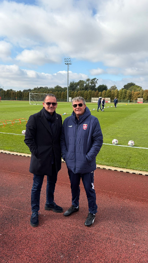 POZNATO LICE NA TRENINGU Predrag Mijatović posetio reprezentativce Srbije i poželeo im sreću