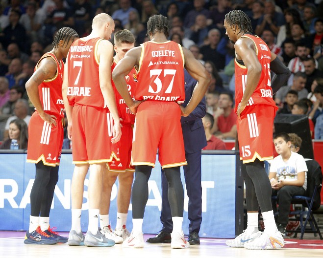 PUKLA BOMBA Gotovo je, Zvezda ima novog trenera?