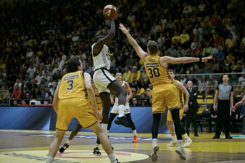 Košarkaši Partizana posle drame pobedili Split u drugom kolu ABA lige