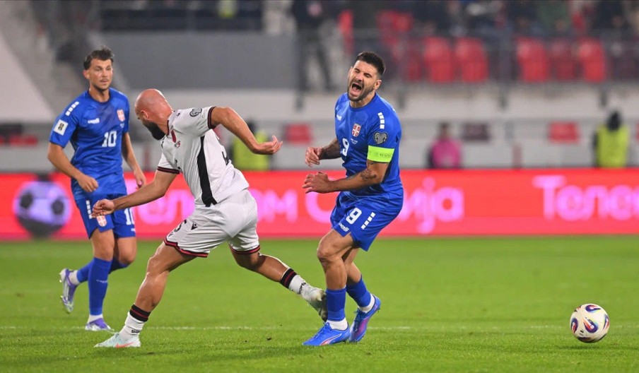 IZVINJAVAM SE NACIJI Mitrović slomljen posle kraha Srbije