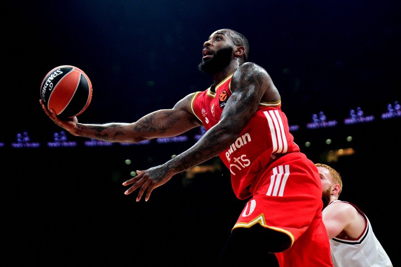 ZVEZDA JE POBEDILA, ALI... Novi žestok udar na Kodija