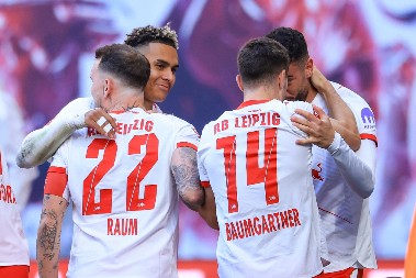 LUDO POPODNE U BUNDESLIGI Bajer i Majnc dizali publiku na noge, Maksimović presedeo pobedu Lajpciga