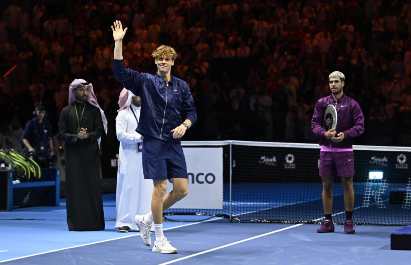 FRAPANTAN PODATAK Siner zaradio više od egzibicije nego od četiri Grend slem titule