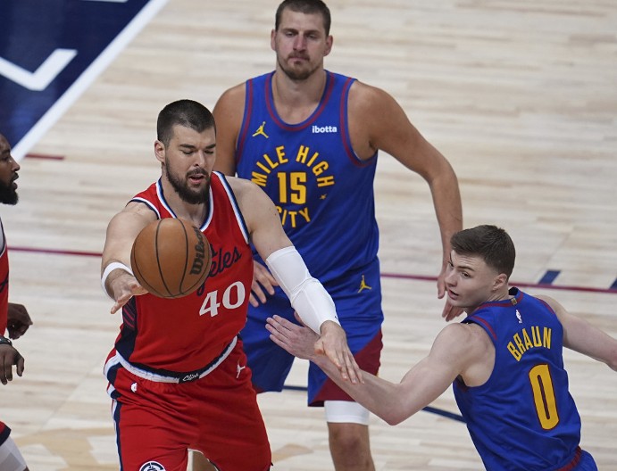 PRAVO NIOTKUDA Nikola Jokić čuo baš loše vesti, Denver ima ogroman problem