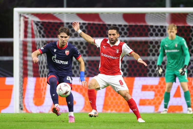 ZVEZDU ŠTOPERI UKOPALI U KAMENOLOMU Braga kaznila greške crveno-belih, povreda Arnautovića kao dodatni razlog za brigu