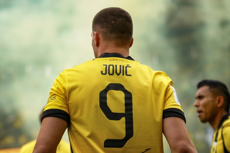 JOVIĆ STRELAC U RAPSODIJI GRKA AEK brojao do šest