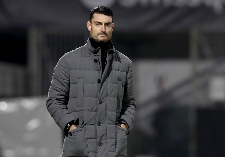 KRAJ NESTVARNE SERIJE Njega "zvezdaši" žele kao naslednika Milojevića, a sada je doživeo prvi poraz u sezoni