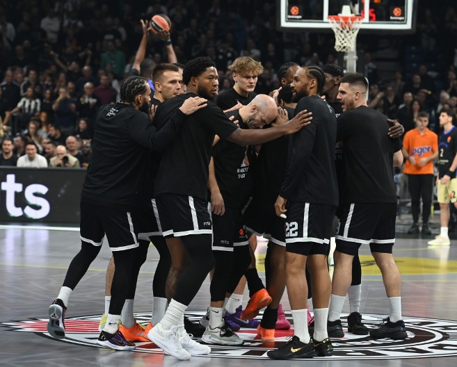 POGLED NA TABELU EVROLIGE Zvezda na vrhu, Partizan pri dnu
