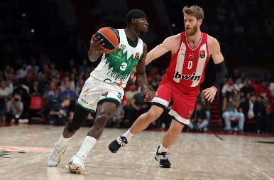 POBEDA I BRIGA Olimpijakos razbio Žalgiris, sve u senci Evansove povrede