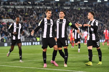 PARTIZAN SE OGLASIO Crno-beli objavili važne vesti