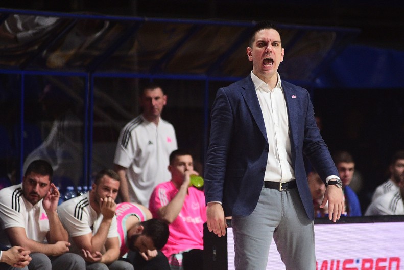 NOVI PORAZ EFESA Baraću pripao srpski derbi u Turskoj