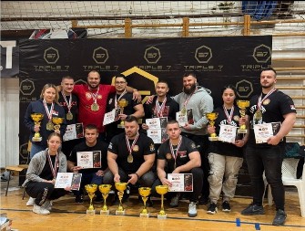 SPEKTAKL U BLACU Akademik otvorio takmičenje snagatora