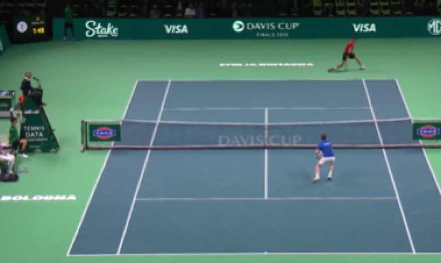 ZAŠTO? Imamo najgluplji potez u istoriji tenisa (VIDEO)