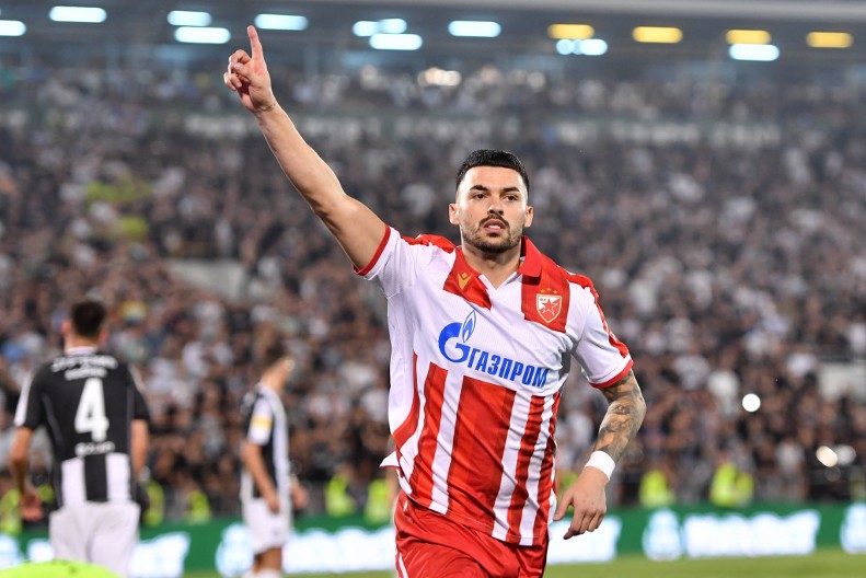 "DALJE, BRAĆO..." Nemanja Radonjić se oglasio posle poraza Zvezde, jednim komentarom oduševio crveno-bele navijače