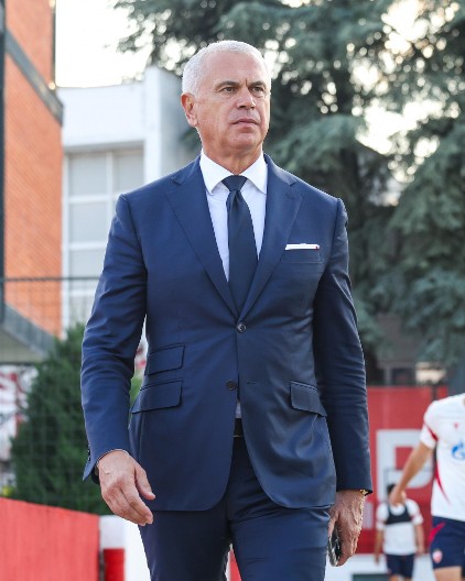 "OSTVARENI REZULTAT JE PLOD PREDANOG RADA I UPORNOSTI SPORTISTA" Oglasio se Zvezdan Terzić povodom sjajnog uspeha džudista Crvene zvezde