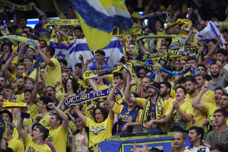 HAOS U TEL AVIVU Navijači Makabija napali predsednika kluba, utakmica odmah prekinuta