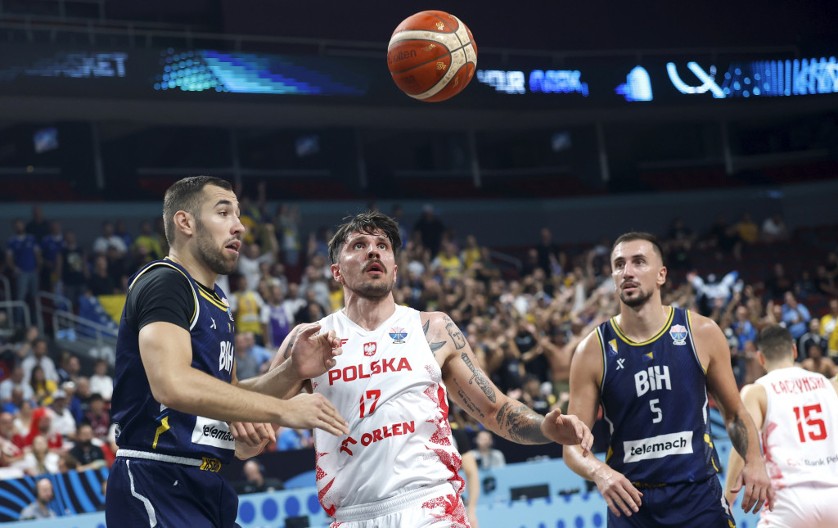 VELIKI UDARAC ZA KOMŠIJE Bosna i Hercegovina ostala bez važnog igrača pred meč sa Srbijom