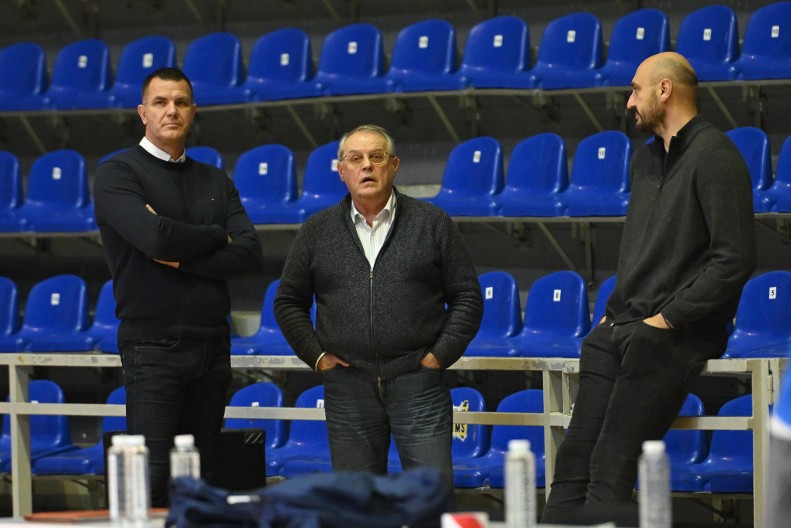 ČOVIĆ OŠTRO NA OKUPLJANJU SRBIJE: Ne trebaju nam takve laži i neistine