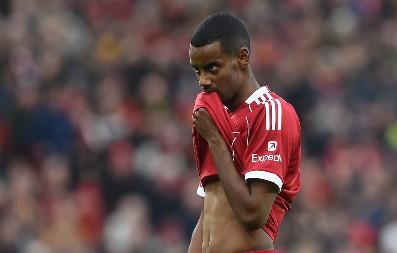 DRAMA NA OSTRVU Jovanovići opljačkali fudbalera Liverpula, a kazna koju će platiti je nestvarna