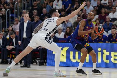 BARSA SLAVILA PRED DOLAZAK U BEOGRAD Panter slomio uporni Asvel